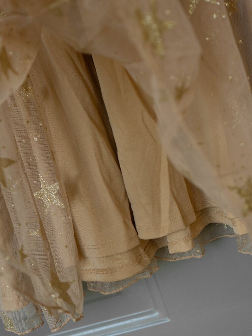 Torrid Celestial Tulle Skater Skirt Sheer Gold Star Glitter Sparkle Pull On - Picture 13 of 14